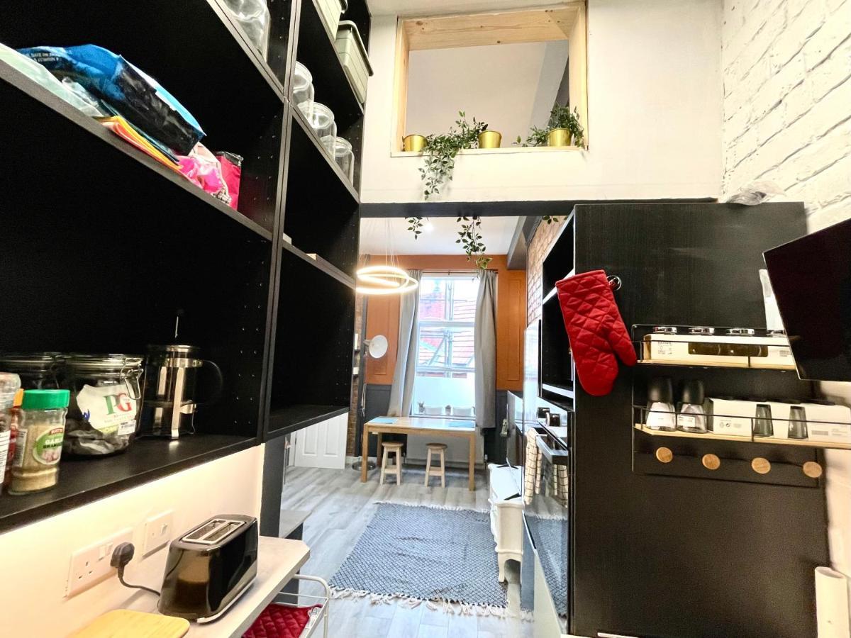 Adeamstays Provides Beautiful Centrally Located 1 And 2 Bed Apartments On Liverpools Boulevard Buitenkant foto