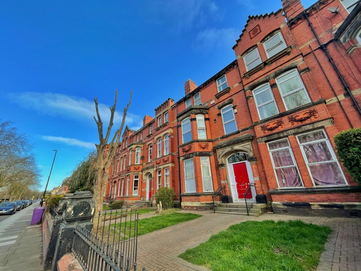 Adeamstays Provides Beautiful Centrally Located 1 And 2 Bed Apartments On Liverpools Boulevard Buitenkant foto
