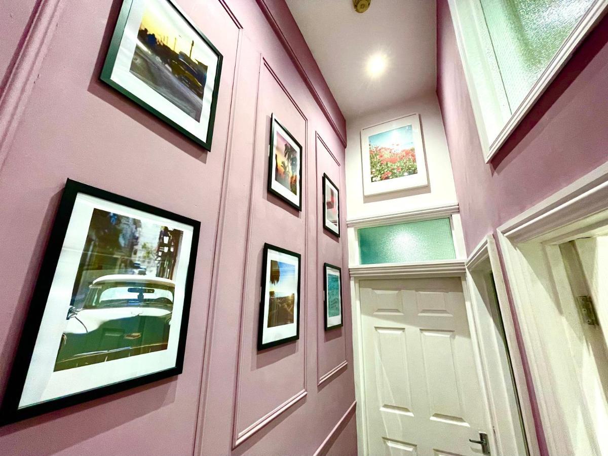 Adeamstays Provides Beautiful Centrally Located 1 And 2 Bed Apartments On Liverpools Boulevard Buitenkant foto