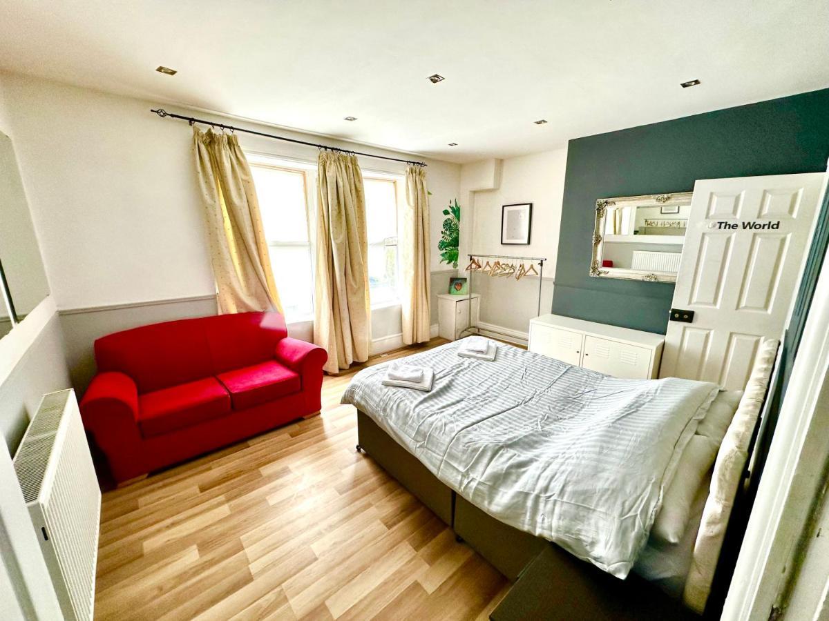 Adeamstays Provides Beautiful Centrally Located 1 And 2 Bed Apartments On Liverpools Boulevard Buitenkant foto